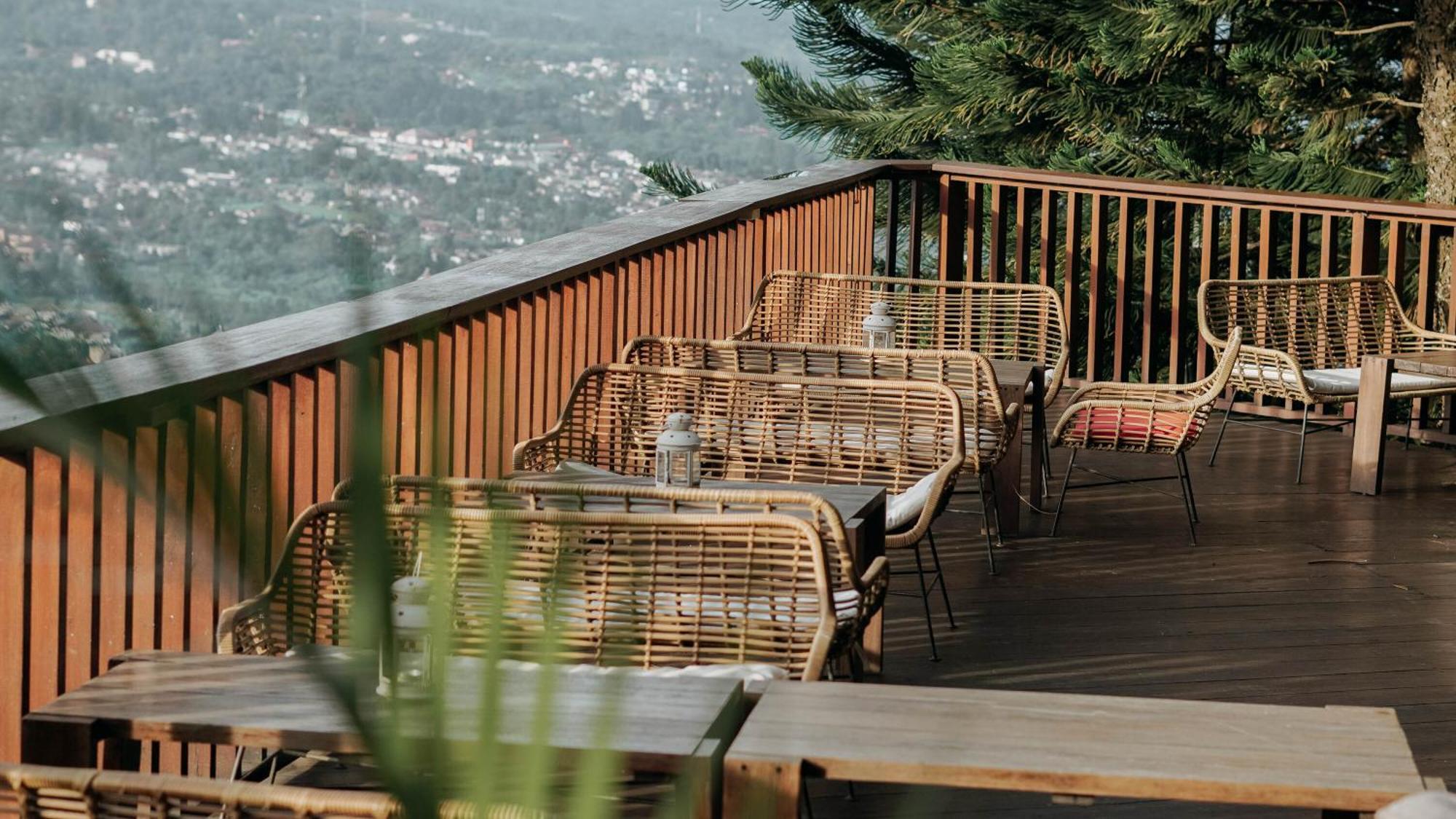 Damar Langit Resort Чисаруа Экстерьер фото