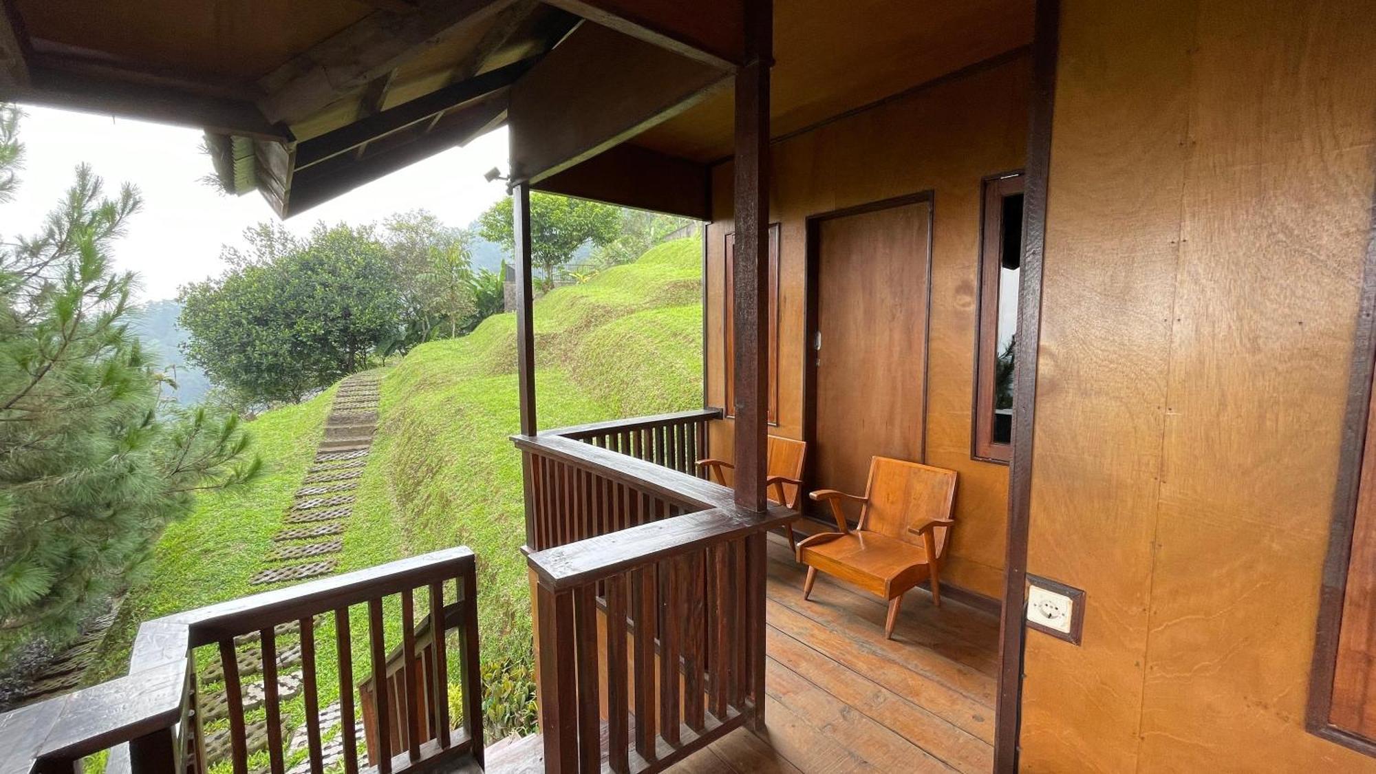 Damar Langit Resort Чисаруа Экстерьер фото