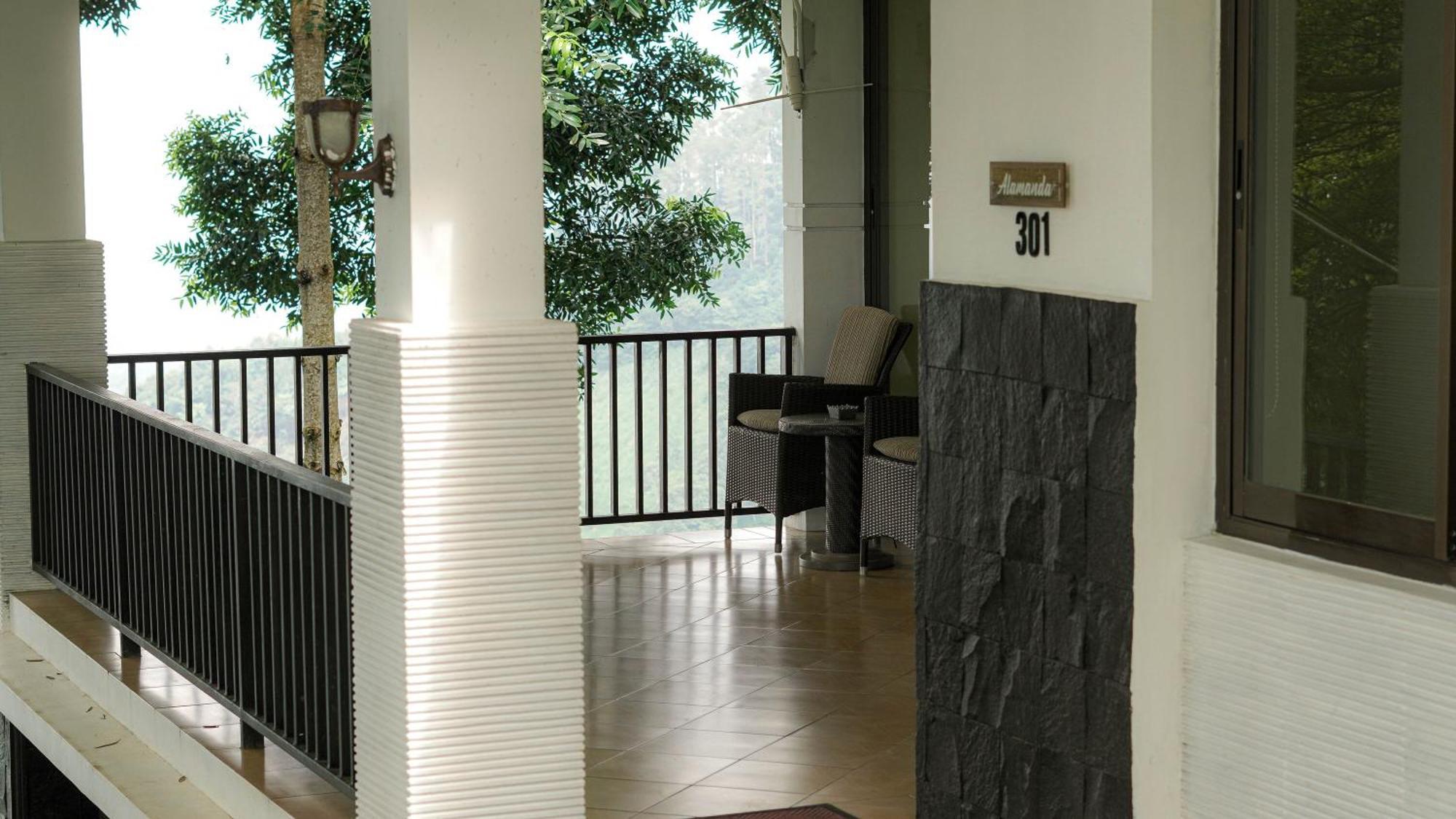 Damar Langit Resort Чисаруа Экстерьер фото